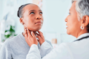 exame anti-TPO no cuidado da tireoide